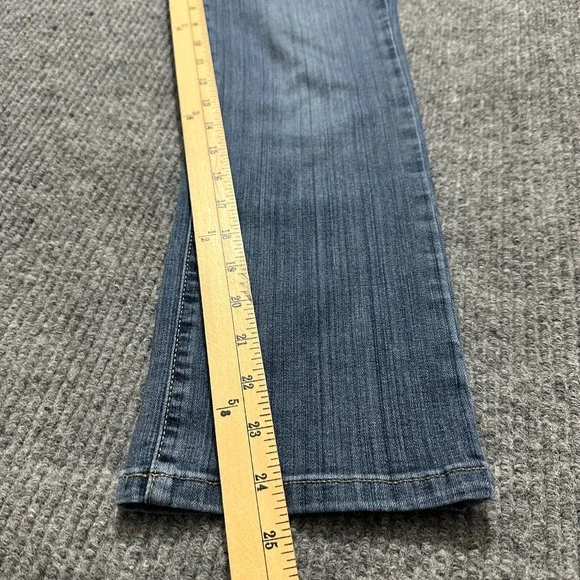 Simply Vera VeraWang Denim Womens Capri Jeans Size 6P Blue Denim Low Rise - Picture 4 of 9